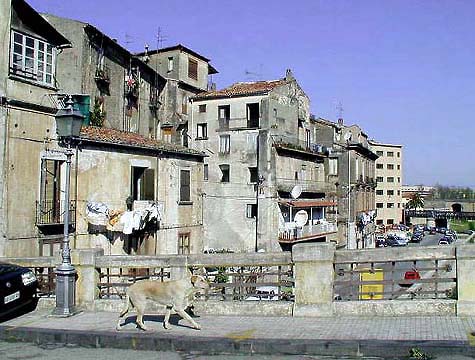 �N���b�N����ƌ��̃y�[�W�֖߂�܂�