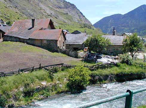 �N���b�N����ƌ��̃y�[�W�֖߂�܂�