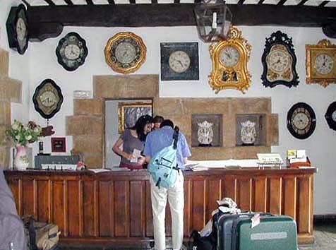 �N���b�N����ƌ��̃y�[�W�֖߂�܂�