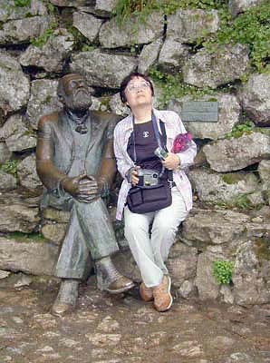 �N���b�N����ƌ��̃y�[�W�֖߂�܂�