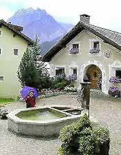 �ʐ^���N���b�N����Ɗg��摜�������܂�