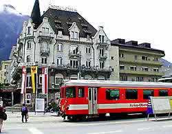 写真をクリックすると拡大画像が見られます