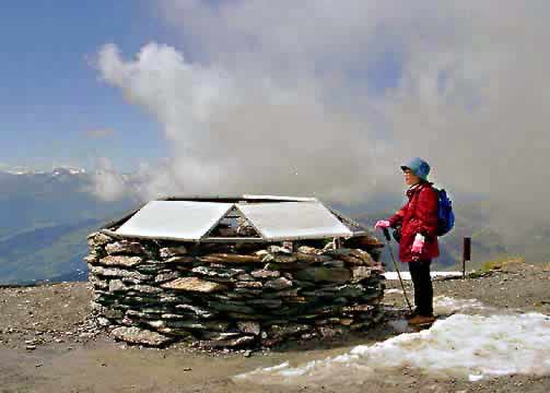 �N���b�N����ƌ��̃y�[�W�֖߂�܂�