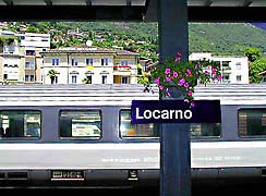 �ʐ^���N���b�N����Ɗg��摜�������܂�