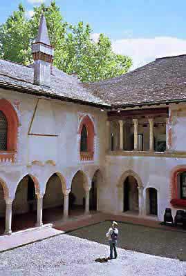 �N���b�N����ƌ��̃y�[�W�֖߂�܂�