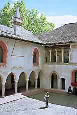 �ʐ^���N���b�N����Ɗg��摜�������܂�