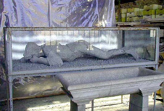 �N���b�N����ƌ��̃y�[�W�֖߂�܂�