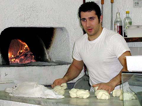 �N���b�N����ƌ��̃y�[�W�֖߂�܂�