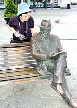 写真をクリックすると拡大画像が見られます