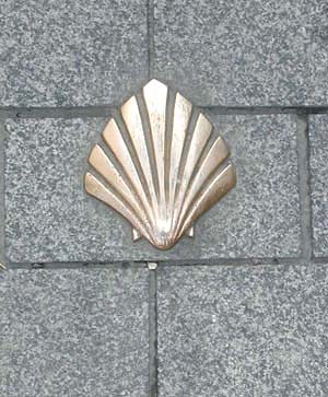 �N���b�N����ƌ��̃y�[�W�֖߂�܂�