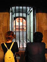 �ʐ^���N���b�N����Ɗg��摜�������܂�